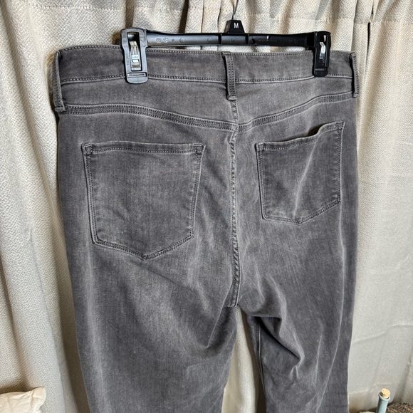 Old Navy Grey Wash Rockstar Skinny High Rise Jeans Sleek Fit Size 14 - Picture 8 of 11